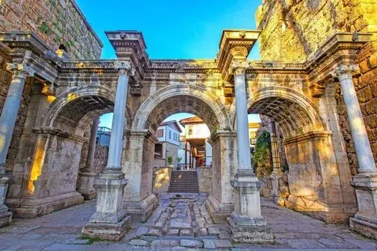 Antalya City Center Transfer 2026 – Prices and the Easiest Way to Travel