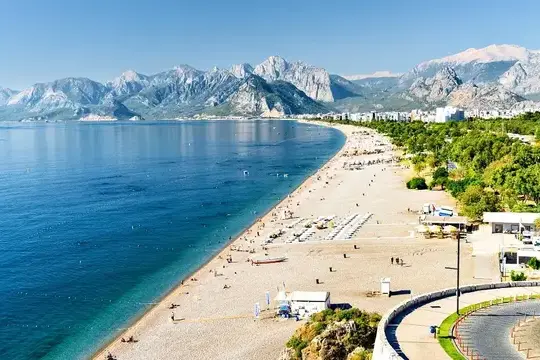 How to Get to Konyaaltı? 2026 Guide – Antalya Airport Transfer Prices from €30